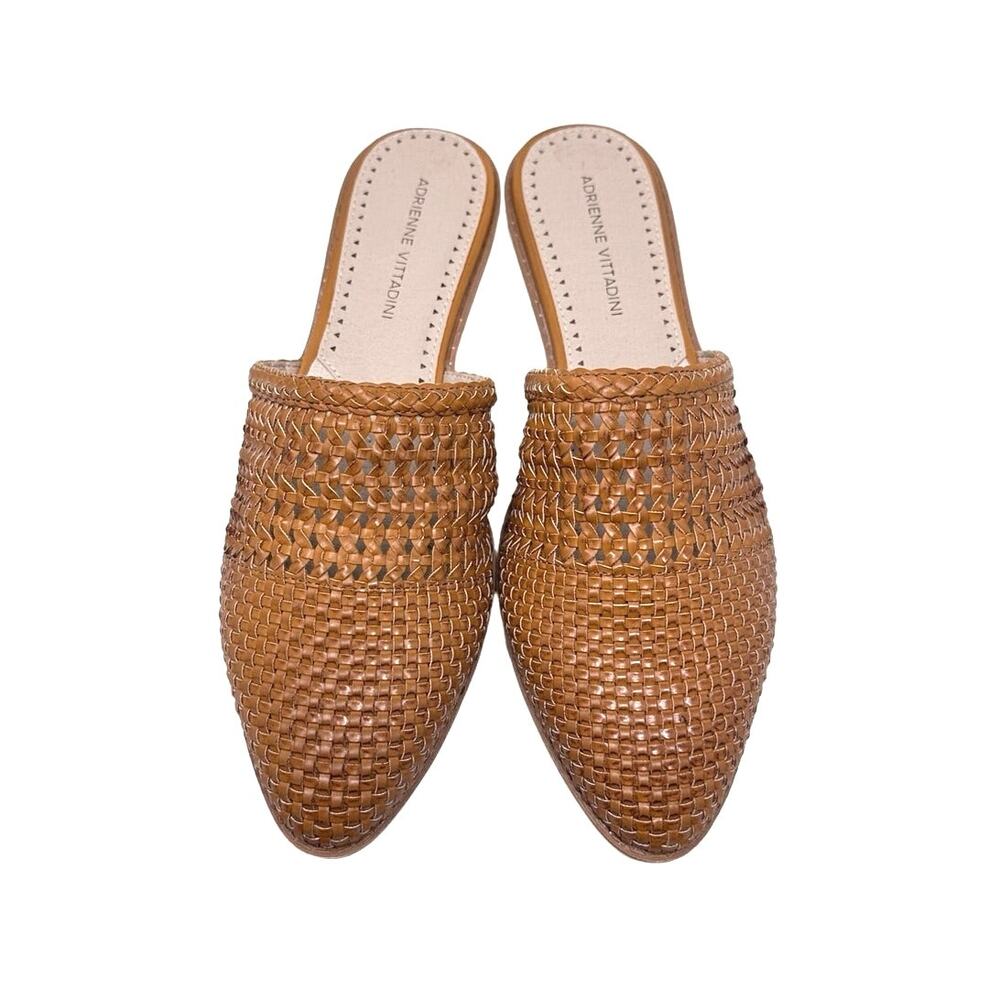 New With Out Box Adrienne Vittadini Lizzi woven flat size 8.5 - Picture 7 of 9